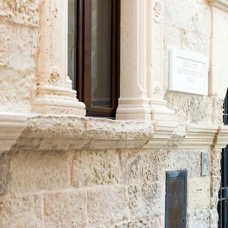 Palazzo Castromediano 3* Lecce